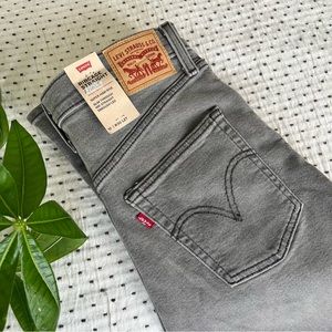 NWT Levi’s Ribcage Straight Ankle Super High Rise Jeans Well-Worn Black 30 x 27